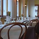 Rezia 3*
