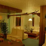 Rezia 3*