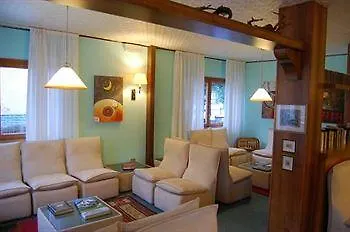 Hotel Rezia 3*