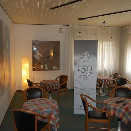 Rezia Hotel