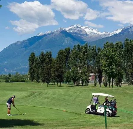 Hotel Rezia 3*