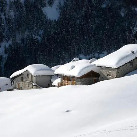 Rezia Hotel 3*