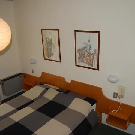 Rezia Hotel