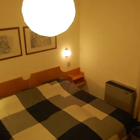 Hotel Rezia 3*